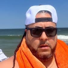 Darius Giles (@DayzDutch)