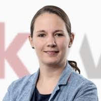 Lisa Kimmerle's Instagram, Twitter & Facebook