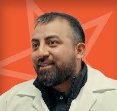 Steven Gatchell's Instagram, Twitter & Facebook