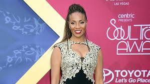 In part iii of hairlooms, mc lyte shares her thoughts on what changed in the industry for black women to sport different hairstyles and her personal hair. Mc Lyte Says Her Faith In God Helped Her Get Engaged Praise 104 7