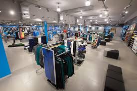 Om marseille, retrouvez toute l'information, le mercato, réagissez à l'actualité, participez au forum il semble bien que l'om ne soit effectivement pas à vendre. Comment La Nouvelle Boutique Officielle De L Om Doit Tirer Les Revenus Du Club Et D Adidas Vers Le Haut Sportbuzzbusiness Fr