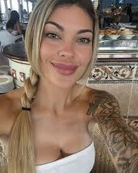 Ashley Lussier's Instagram, Twitter & Facebook