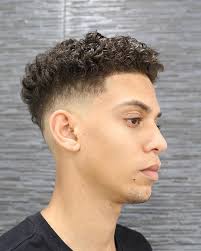 But, at the end of the day, if styled and cared for in the right manner, curly hair can look amazing. 40 Best Haircuts For Teenage Guys 2020 Trends Stylesrant