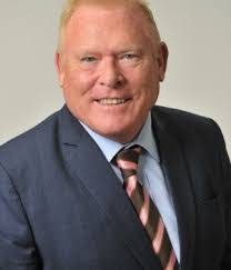 Mary Bardsley's Instagram, Twitter & Facebook