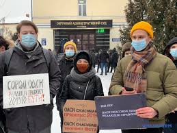 Херсонський адвокат заявив, що зміг через суд домогтися скасування недавніх нововведень у правописі. Pid Oask Projshla Akciya Na Pidtrimku Novogo Ukrayinskogo Pravopisu