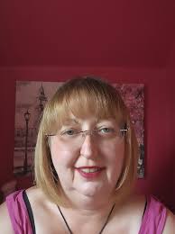 Had my first ones installed by a friend yesterday, gonna plait a few and  replace some with purple when they arrive. Pics before and after, trying to  not feel self conscious over