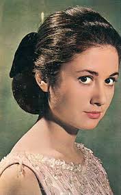 Quattro lp di gigliola cinquetti, artista che ha lasciato un'impronta notevole nel panorama della musica pop italiana. Gigliola Cinquetti Wikidata