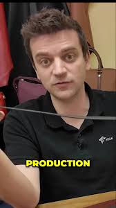 Spot the difference with the eyes of a leather connoisseur! 🧐 I  meticulously examined every element of a Hermes belt, from the precise  stitching patterns to the intricate details of the hardware, to ...