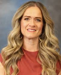 Hope Carson's Instagram, Twitter & Facebook