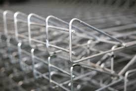 Selain itu, pagar harus dibuat sekuat dan seaman mungkin agar tidak mudah dipanjat atau diterobos manusia maupun binatang. Harga Pagar Besi Brc Ukuran 8mm Galvanis Hotdeep Murah