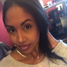 Beth Pina's Instagram, Twitter & Facebook