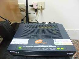 乌龟爬白兔跳 长长路比赛跑 小兔子很骄傲 半路上睡着了 小乌龟不停爬 到后来意先到 小乌龟哈哈笑 小白兔羞死了 【】 wūguī pá bái tù tiào zhǎng zhǎng lù bǐsài pǎo xiǎo tùzǐ hěn jiāo'ào bàn lùshàng shuìzhele xiǎo. è«‹å•ä¸­è¯é›»ä¿¡å…‰ä¸–ä»£å°çƒé¾œçš„å•é¡Œ Mobile01