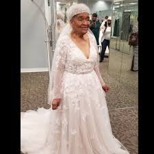 We did not find results for: Als Jugendliche Durfte Sie Kein Brautkleid Tragen Mit 94 Jahren Erfullt Sich Ihr Traum Stern De