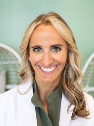 Emily Dennison's Instagram, Twitter & Facebook