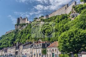 Besondere unterkünfte zum kleinen preis. Citadelle De Besancon Frankreich Wandsticker Franche Comte Historisches Gebaude Allgemeine Ansicht Myloview De