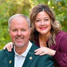 Big Bird (@CurtMaddux)