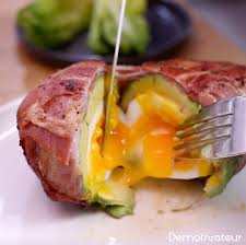Craquez Pour Cet Avocat Surprise Au Lard Fume Et A L Oeuf Video Video En 2020 Avec Videos Recettes De Cuisine Recette Cuisine Facile Recette Avocat