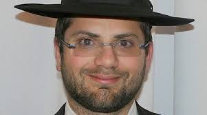 Jonathan Sandler's Instagram, Twitter & Facebook