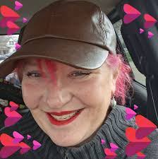 Margaret Getter's Instagram, Twitter & Facebook