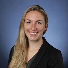 Maggie Hankins's Instagram, Twitter & Facebook