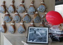 Hoteller i nærheten av musee du jambon de bayonne: La Maison Du Jambon De Bayonne Arzacq Pyrenees Atlantiques Aquitaine Grand Sud Insolite Et Secret