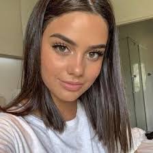 Karla Cline's Instagram, Twitter & Facebook