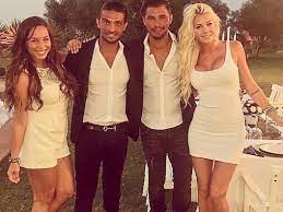 Après des semaines de suspense, jessica thivenin s'est mariée à thibault kuro. Epingle Sur Series Tv