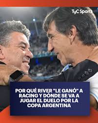 El entrenador de 60 años arribó este jueves a la mañana al país para  solucionar los detalles que faltan y le pidió paciencia a la gente. Además,  resaltó que el plantel es "