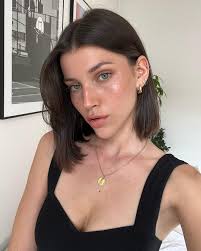 officially in my short hair era 🙎🏼‍♀️🤪🍄✂️😵‍💫