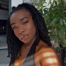 I like the full figured Lizzo but loving the Healthier Version too