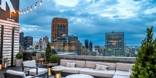 Framed by neatly manicured hedges and the treetops of central park, the rooftop on the fifth floor of the metropolitan museum of art is accessible. 30 Best Rooftop Bars In Nyc Top Rooftop Lounges In New York