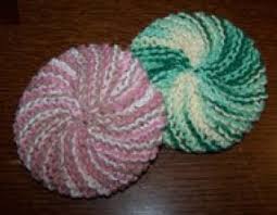 Here's one of my missed stitches A Tribble A Day Knitting