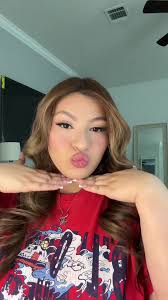 Yisel Hernandez 🍒 (@yiselgeee)