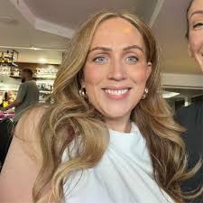 How Hypnotherapy Reprograms Your Brain with Repetition