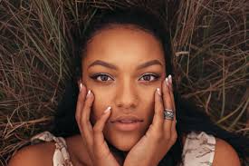 Welcome to so natural beauty. Embrace Your Natural Beauty Alive