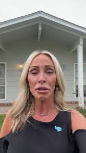 Keri Burke's Instagram, Twitter & Facebook