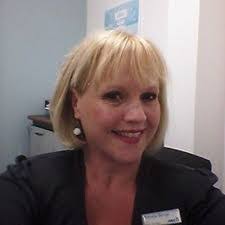 Brenda Berge's Instagram, Twitter & Facebook