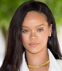 Fyi These Will Be The Biggest Beauty Trends For 2020 In 2020 White Eyeliner Celebrity Makeup White Makeup