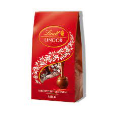 Sink into the sublime and enjoy a magnificent moment of bliss with our luxurious lindor chocolate; Lindor Milk Bag 137g Lindt Nordic