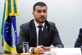 Deputado federal com espírito empreendedor e vontade de mudar o brasil, começando pelos cortes nos impostos para darmos. Justica Do Df Aceita Denuncia E Deputado Luis Miranda Se Torna Reu Por Estelionato Distrito Federal G1
