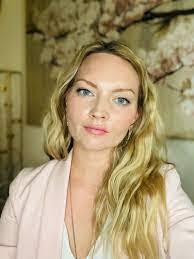 Joan Hadaway's Instagram, Twitter & Facebook