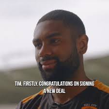 Devon Cash (@devoncashmedia)