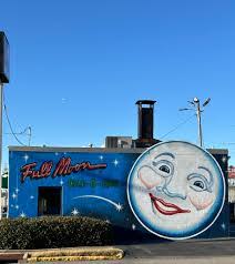 Jenell Baxter's Instagram, Twitter & Facebook