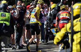 Stage maps will be posted in the race summary table when available. Tour De France Etappe 12 Froome Joggt Den Ventoux Hinauf