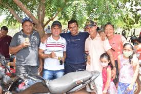 Marcos lustosa mudou sua imagem de perfil. Vereador Eleito Maciel Lustosa Comemora Sua Vitoria Com Familia E Amigos Em Sua Residencia