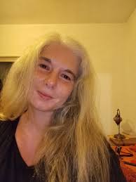 Hello, I am from Portugal, 46 years old