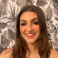 Erin Bessler's Instagram, Twitter & Facebook