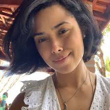 Eu choquei muita gente quando escrevi pela primeira vez nas redes sociais  que eu estava com saudades da vida que eu tinha, aquela aonde o mundo  girava ao redor do meu umbigo