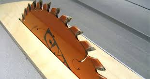 A Custom Zero Clearance Insert Plate For Your Table Or Band Saw Minimizes Tearout And Prevents Those Tiny Bits F Woodworking Table Saw Diy Table Saw Table Saw