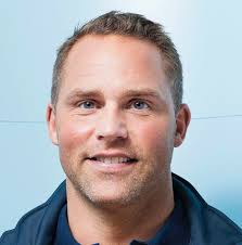 11 juni: MICHAEL OLANDER fyller 60 år. Michael tävlade för Uppsala IF och  deltog i tiokampstävlingen 1988 i Seoul. Michael kom med sina 7869 poäng på  17:e plats. Året innan vid VM